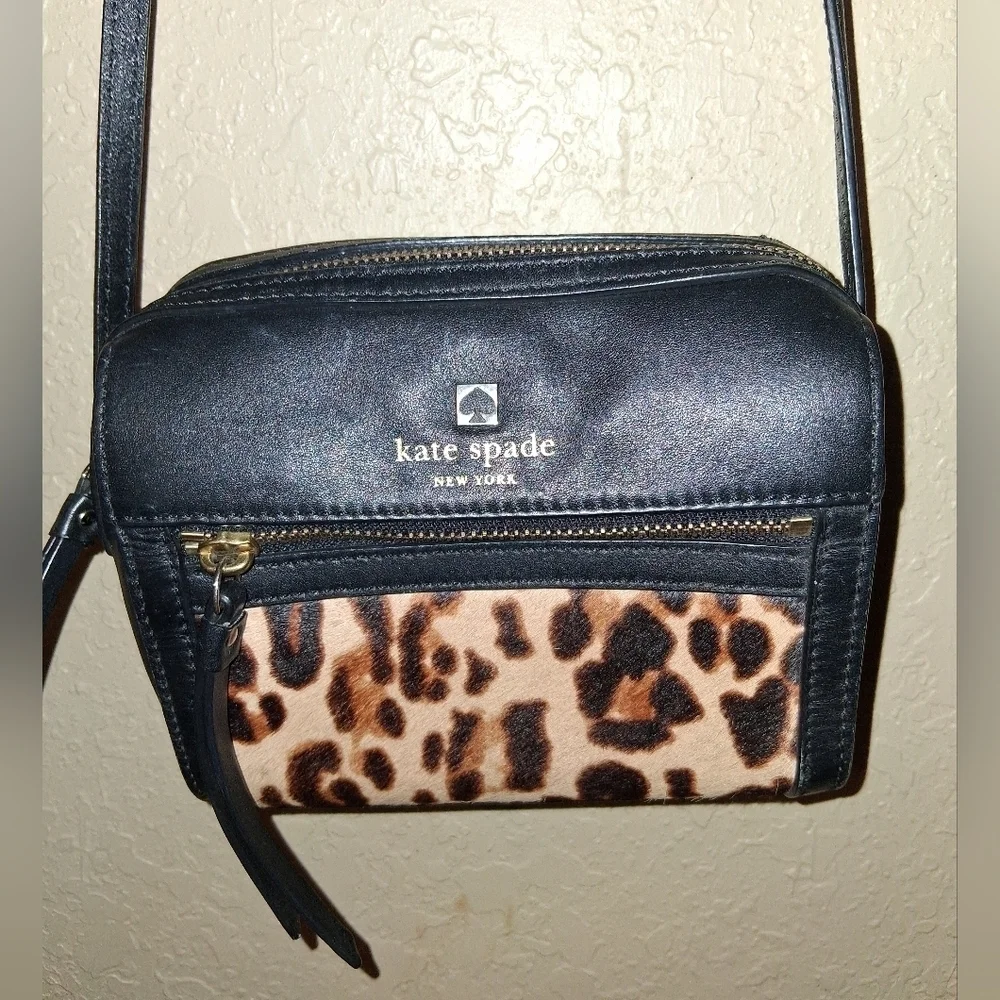 Kate Spade Perri Lane Looloo Crossbody